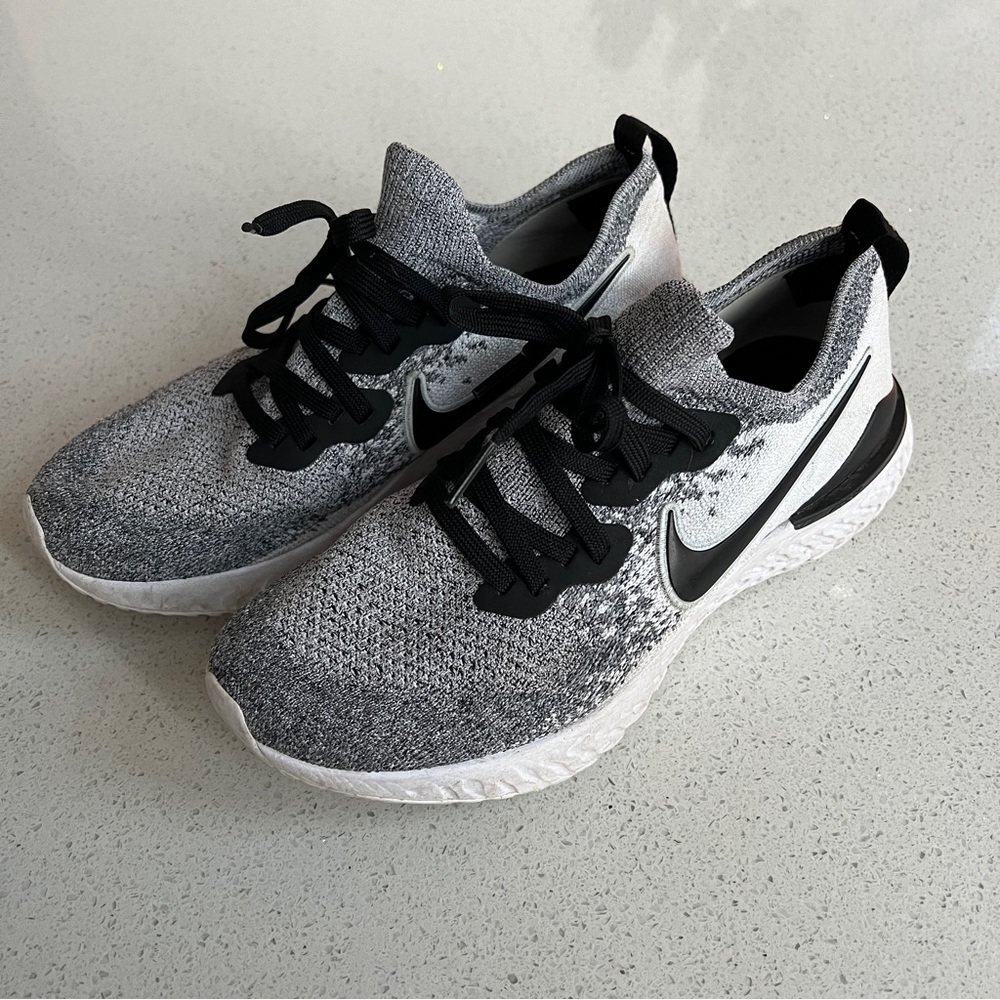 Nike Epic React Flyknit 2 - image 3